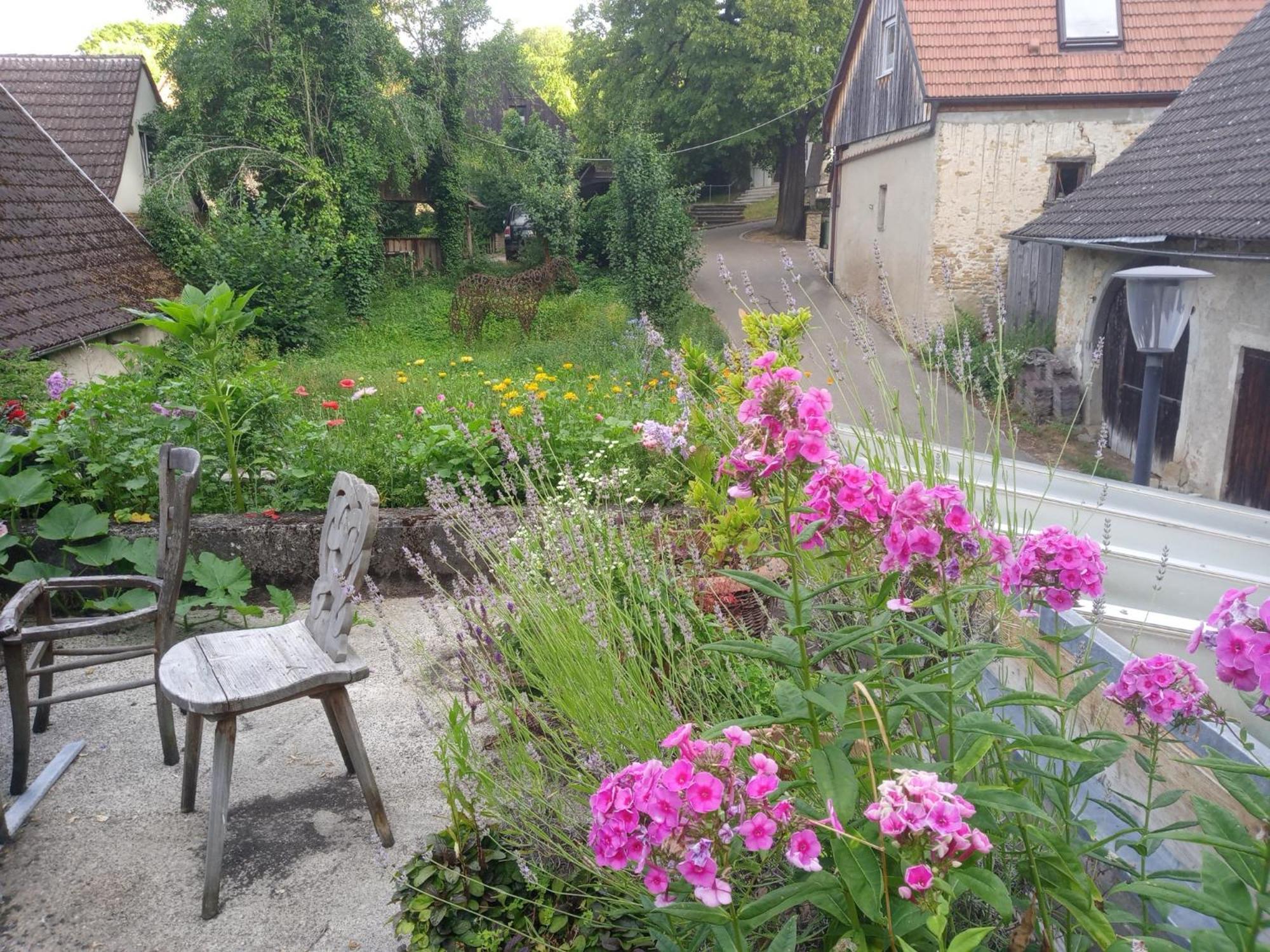 Apartamento Haus Der Malerin Andrea Gawaz Mullheim  Exterior foto